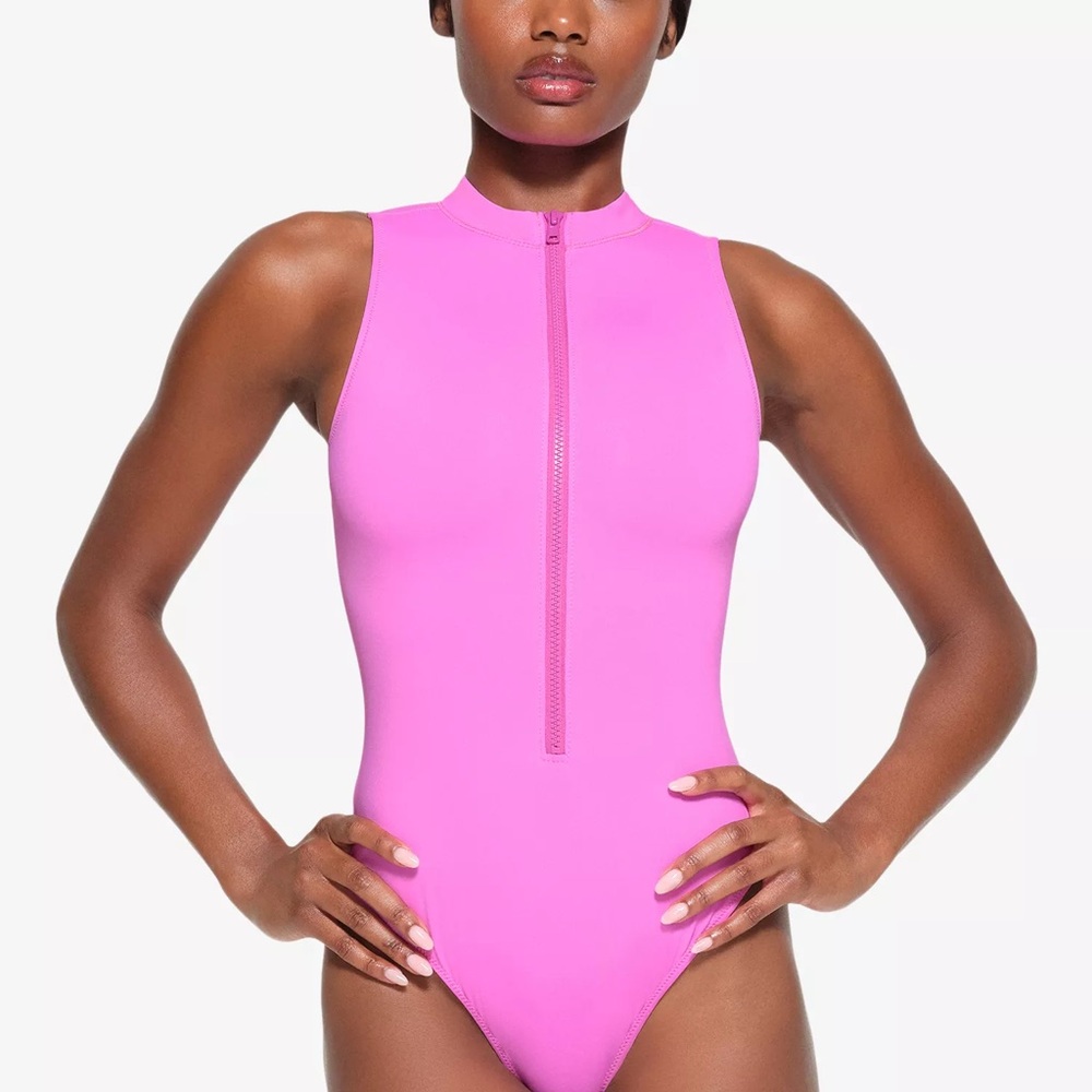 SKIMS Taffy Signature Swim Zip Front Sleeveless One Piece Pink